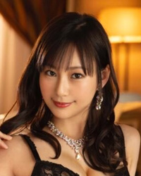 堀内未果子 Mikako Horiuchi