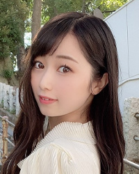 宇佐美玲奈 Reina Usami