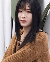 李思思 Li SihSih