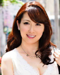 志都美加代 Sizu Mikayo