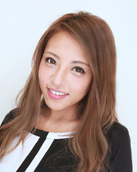 内山まい Mai Uchiyama